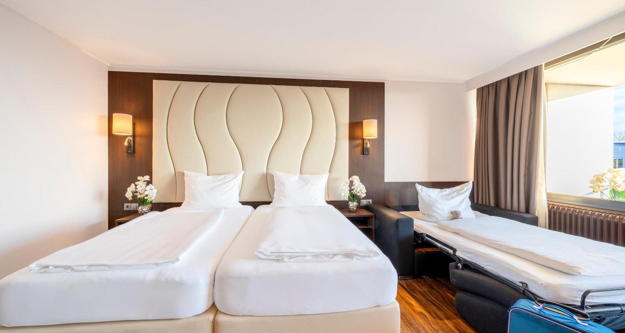 Plaza Hotel Foehr Am Bodensee Friedrichshafen Bagian luar foto