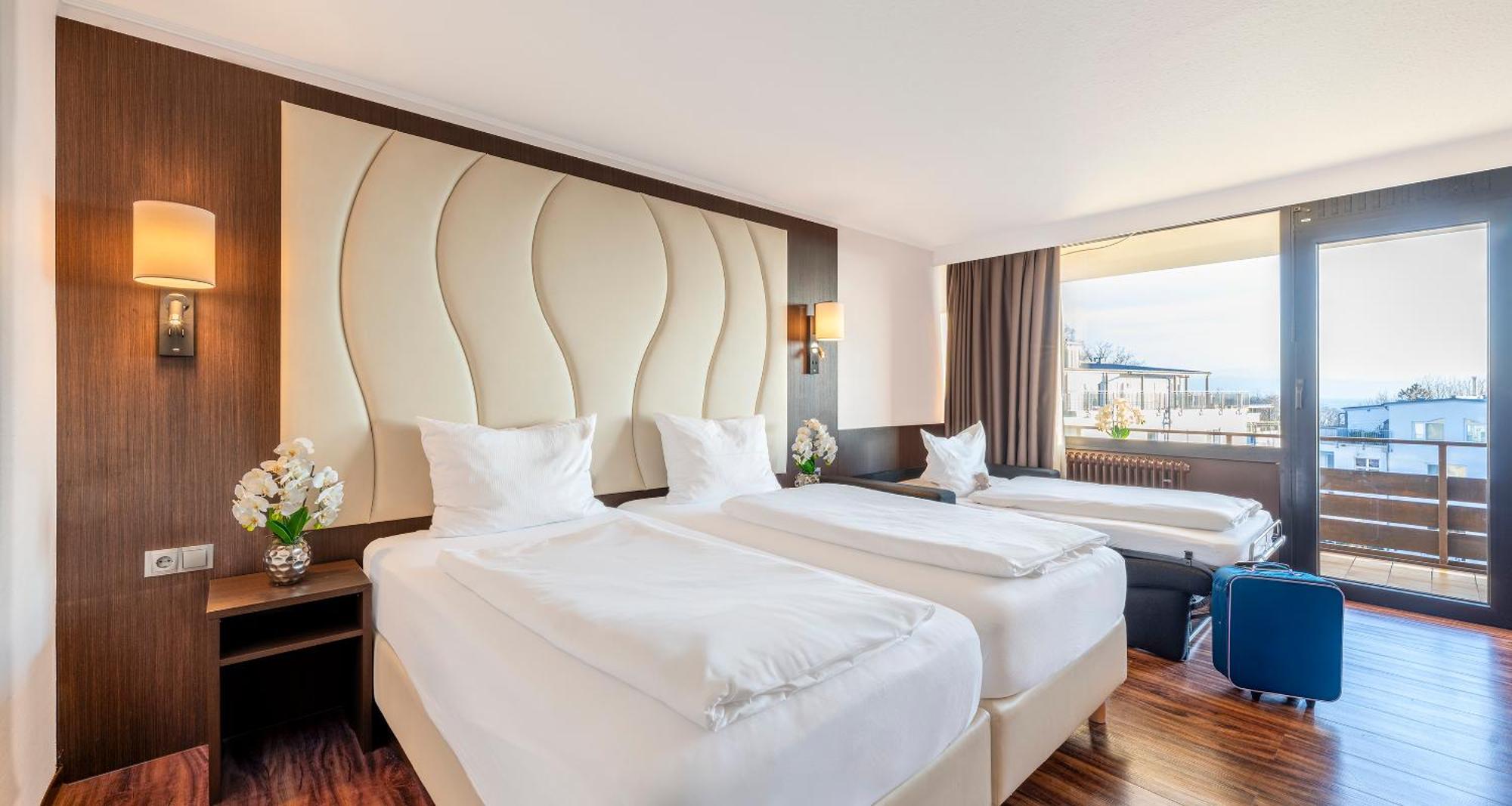 Plaza Hotel Foehr Am Bodensee Friedrichshafen Bagian luar foto