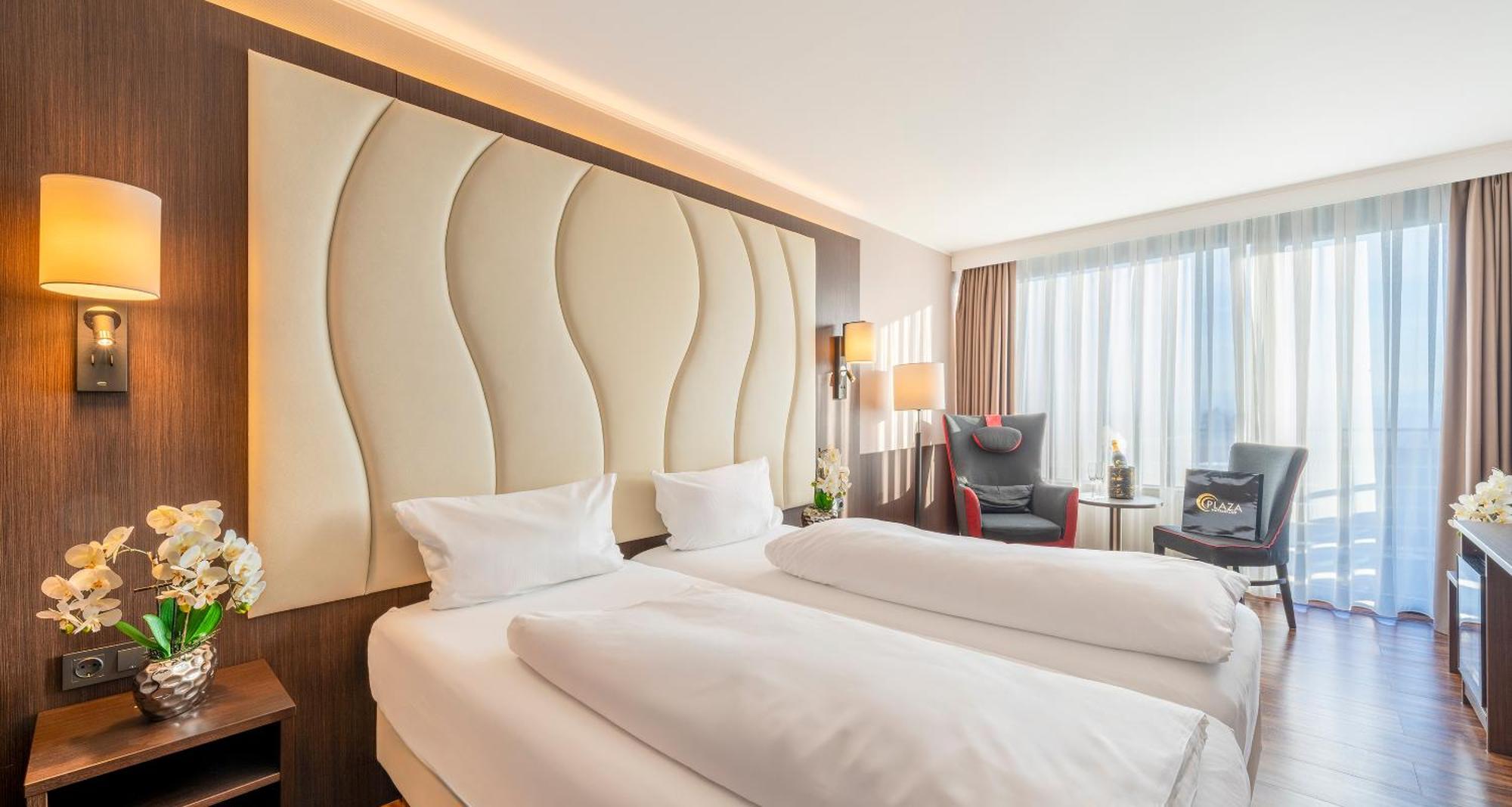 Plaza Hotel Foehr Am Bodensee Friedrichshafen Bagian luar foto