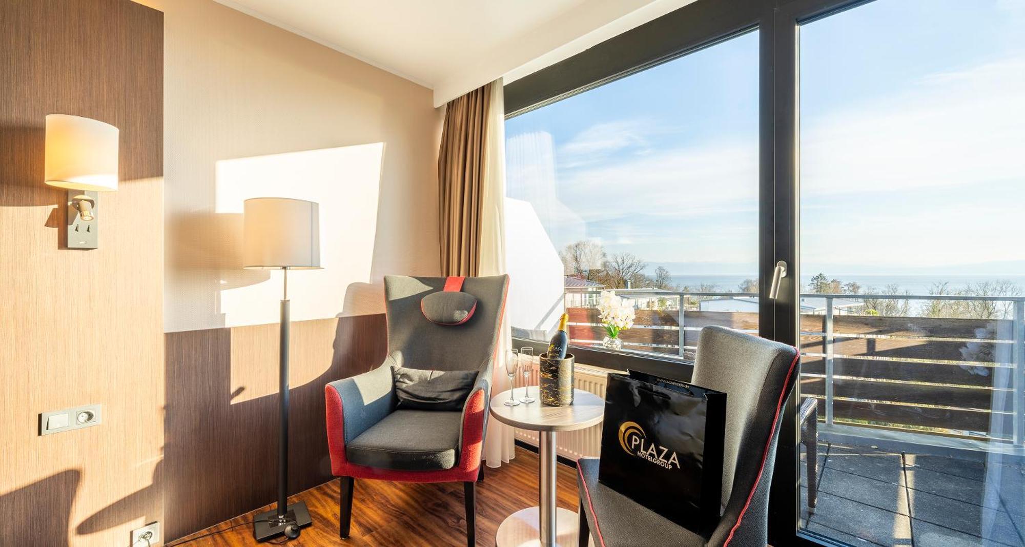 Plaza Hotel Foehr Am Bodensee Friedrichshafen Bagian luar foto