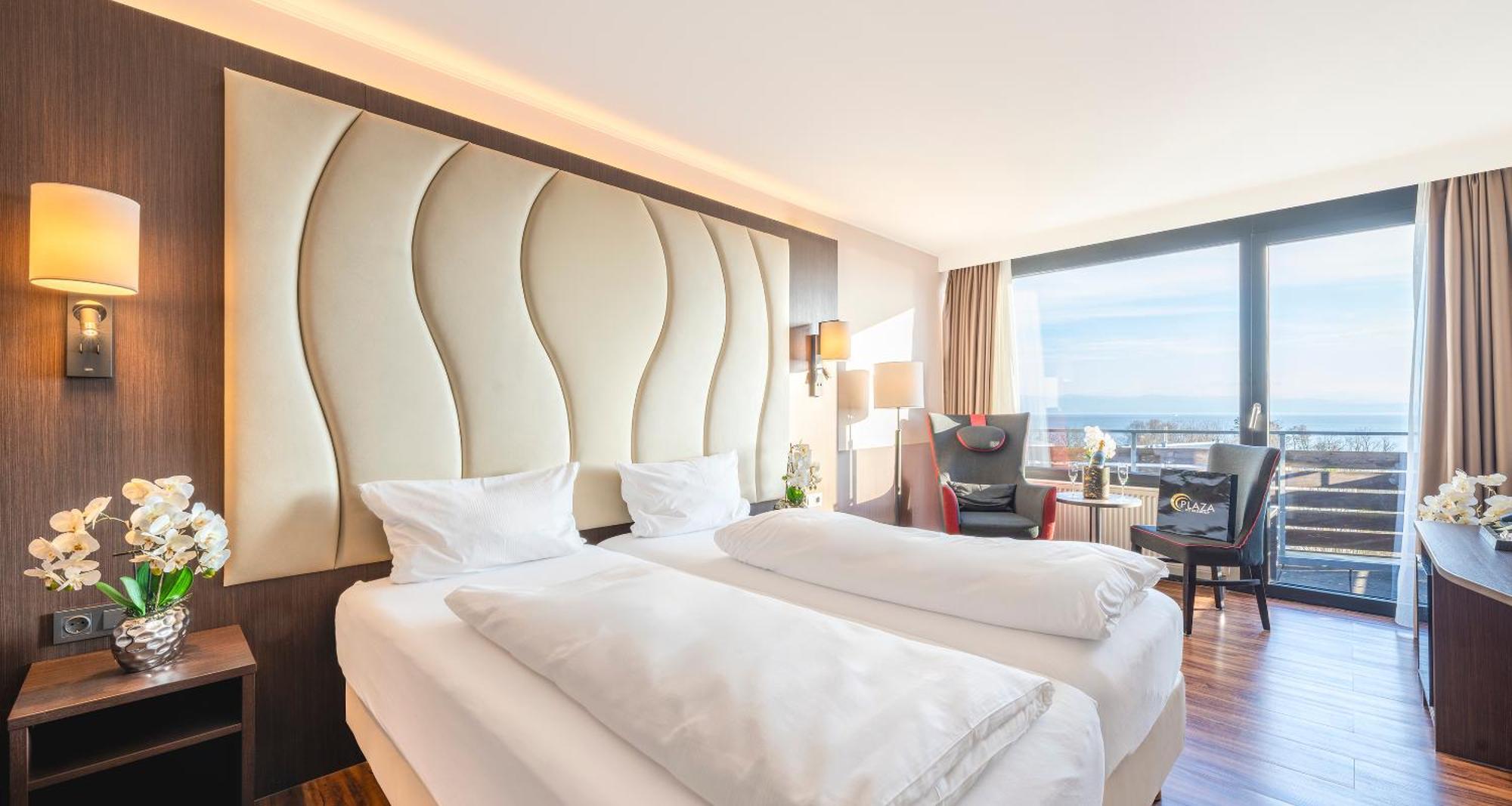 Plaza Hotel Foehr Am Bodensee Friedrichshafen Bagian luar foto