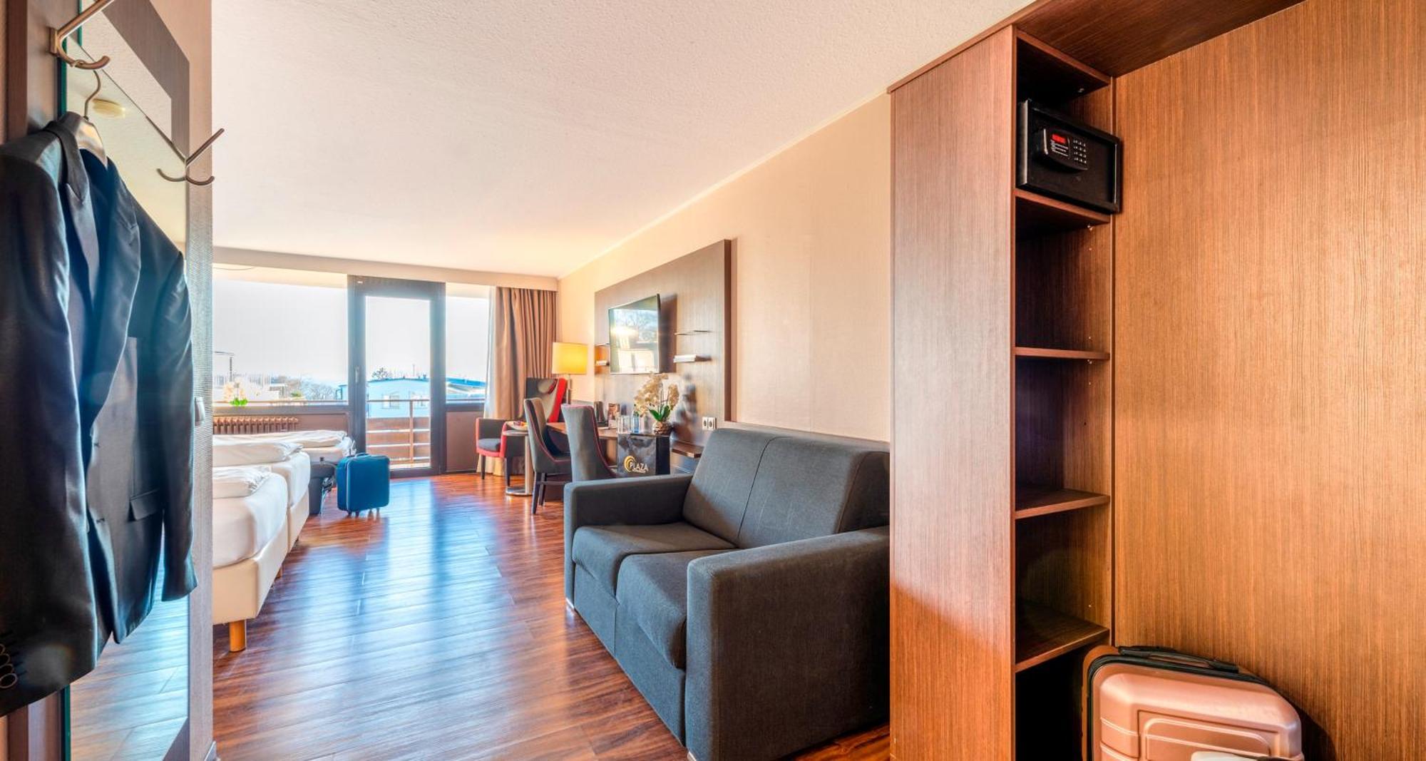 Plaza Hotel Foehr Am Bodensee Friedrichshafen Ruang foto